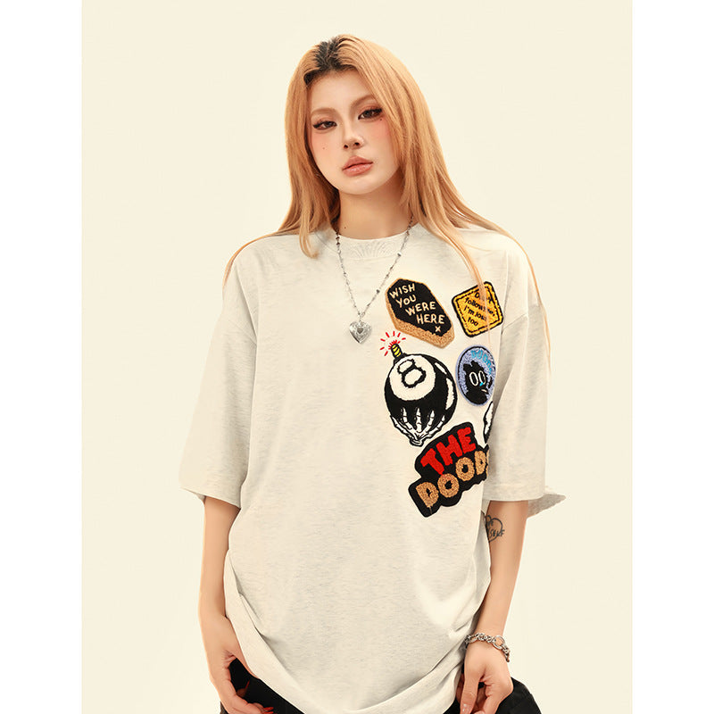 YAVIORA Badge Embroidered Tee