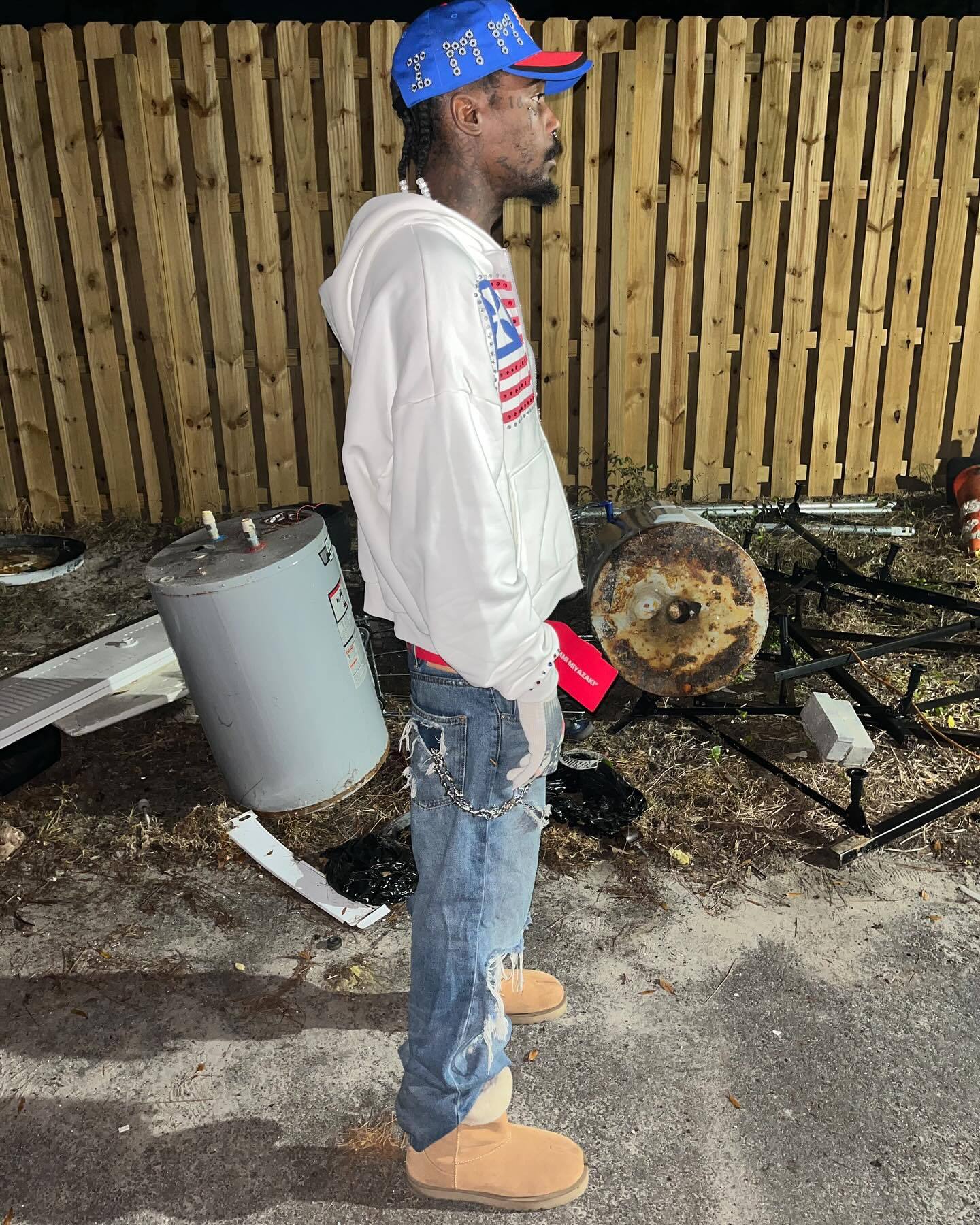 "Freedom & Beauty" Letter Appliqué Hoodie