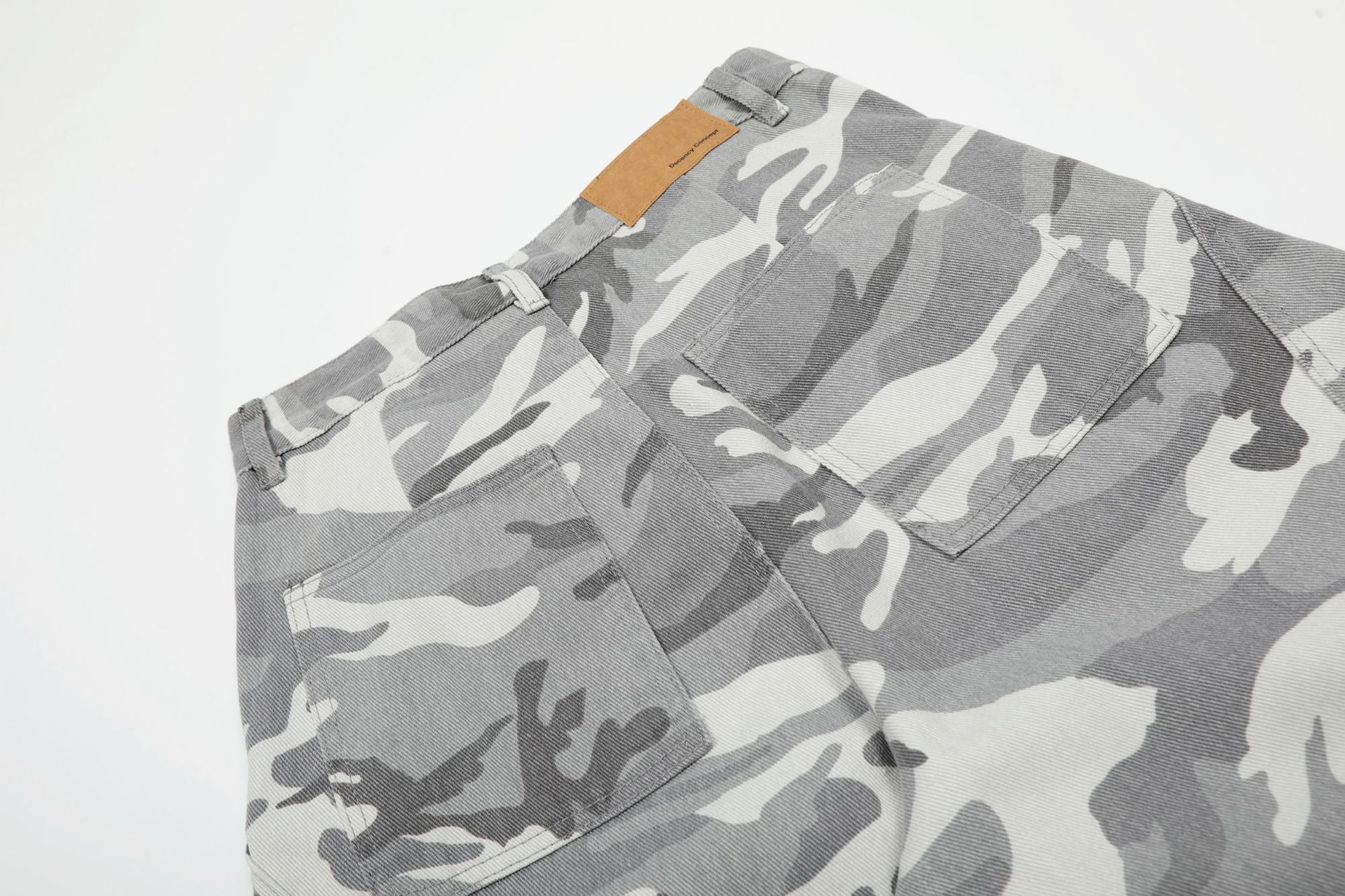 YAVIORA Gray and White Camouflage Cargo Pants
