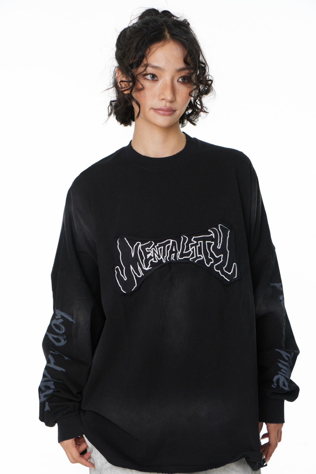 YAVIORA distressed tee with patchwork embroidery
