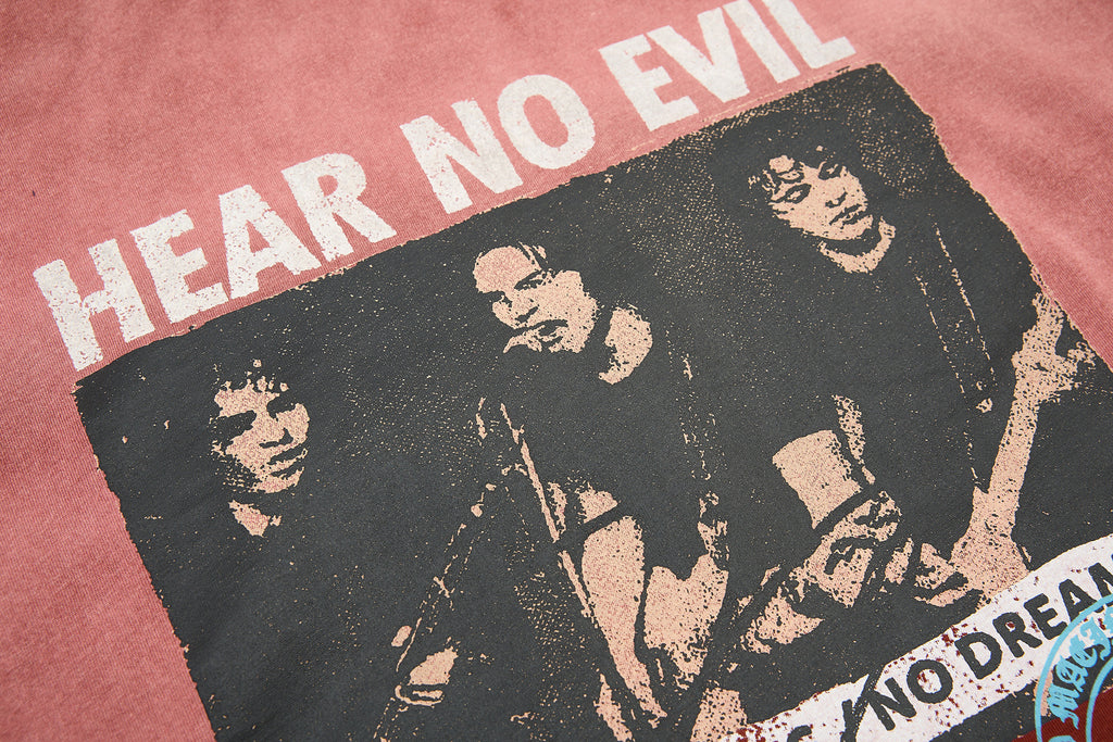 YAVIORA "Hear No Evil" Gradient T-Shirt