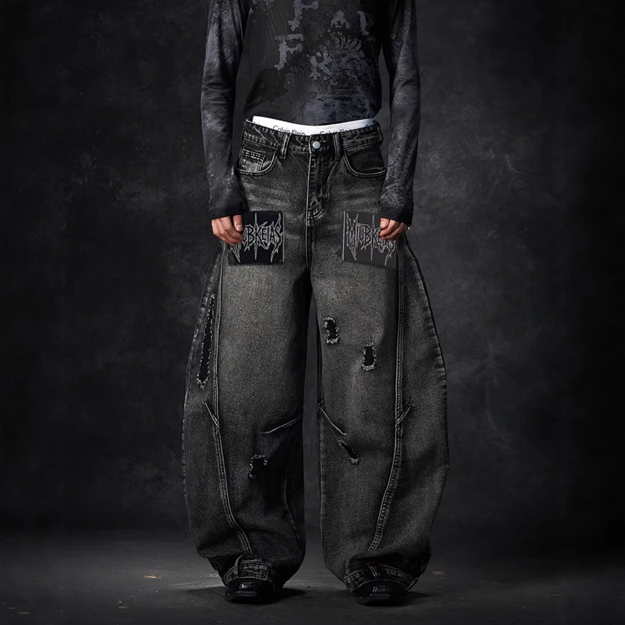 YAVIORA Distressed Wasteland Chain Detail Pants