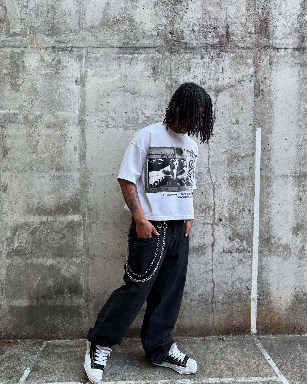 Street-style graffiti and vinyl record print T-shirt