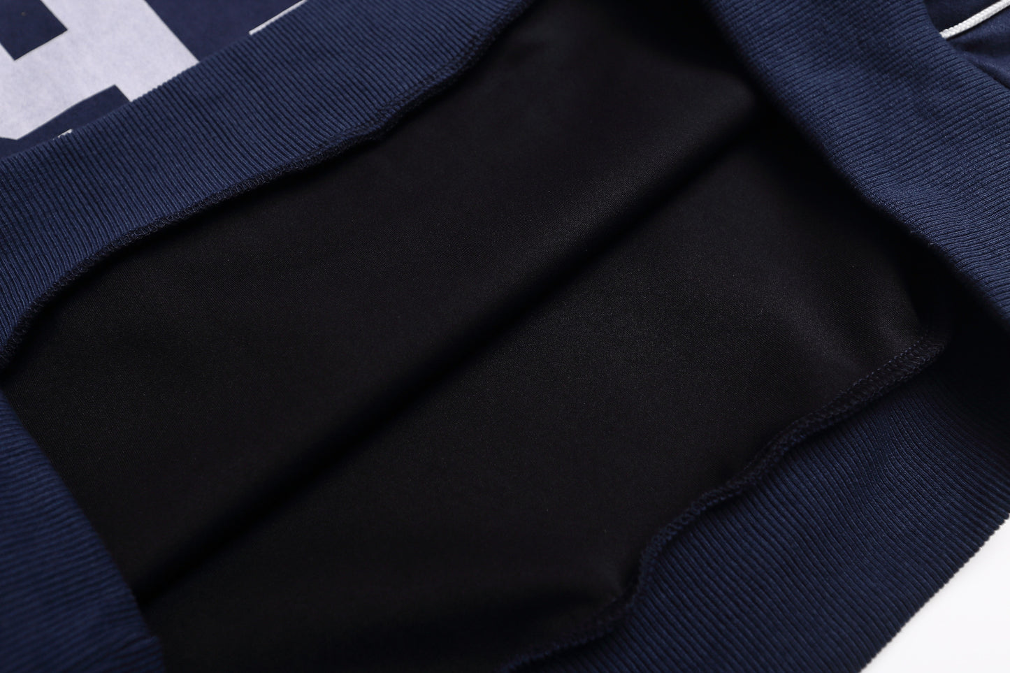 YAVIORA Polo-Sweatshirt mit Buchstaben-Print