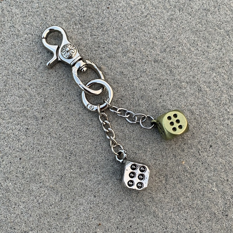 Retro floral heavy-duty keychain dice pendant