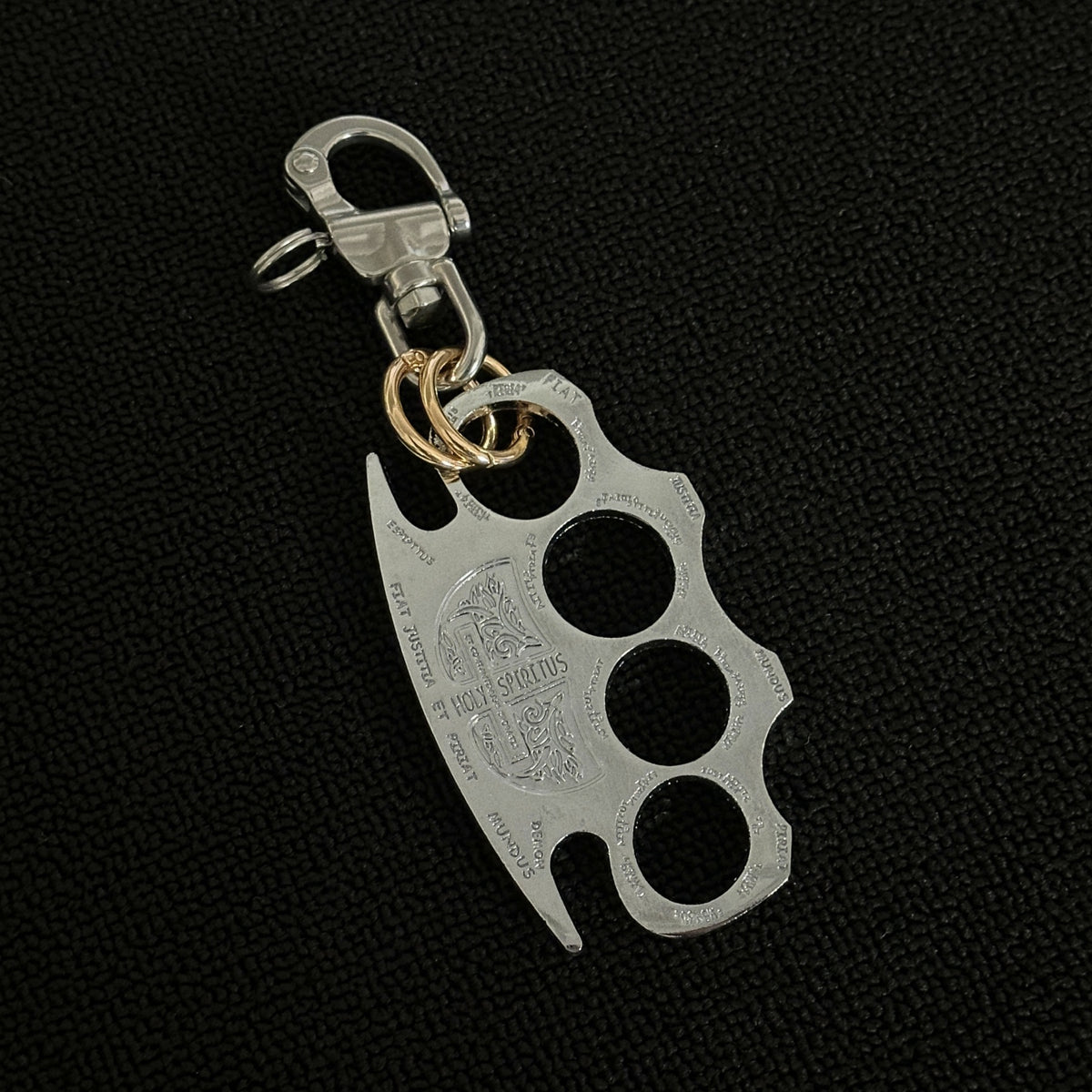 Yaviora Heavy-Duty Knuckle Duster Waist Pendant Keychain