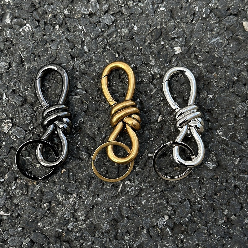 yaviora Star Oval Metal Keychain Pendant