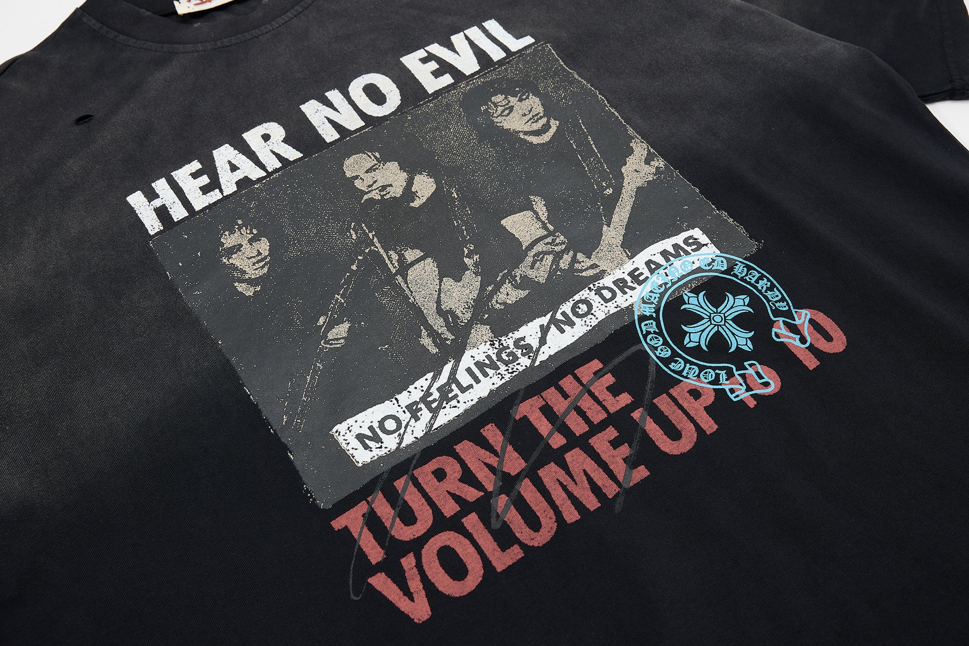 YAVIORA "Hear No Evil" Gradient T-Shirt