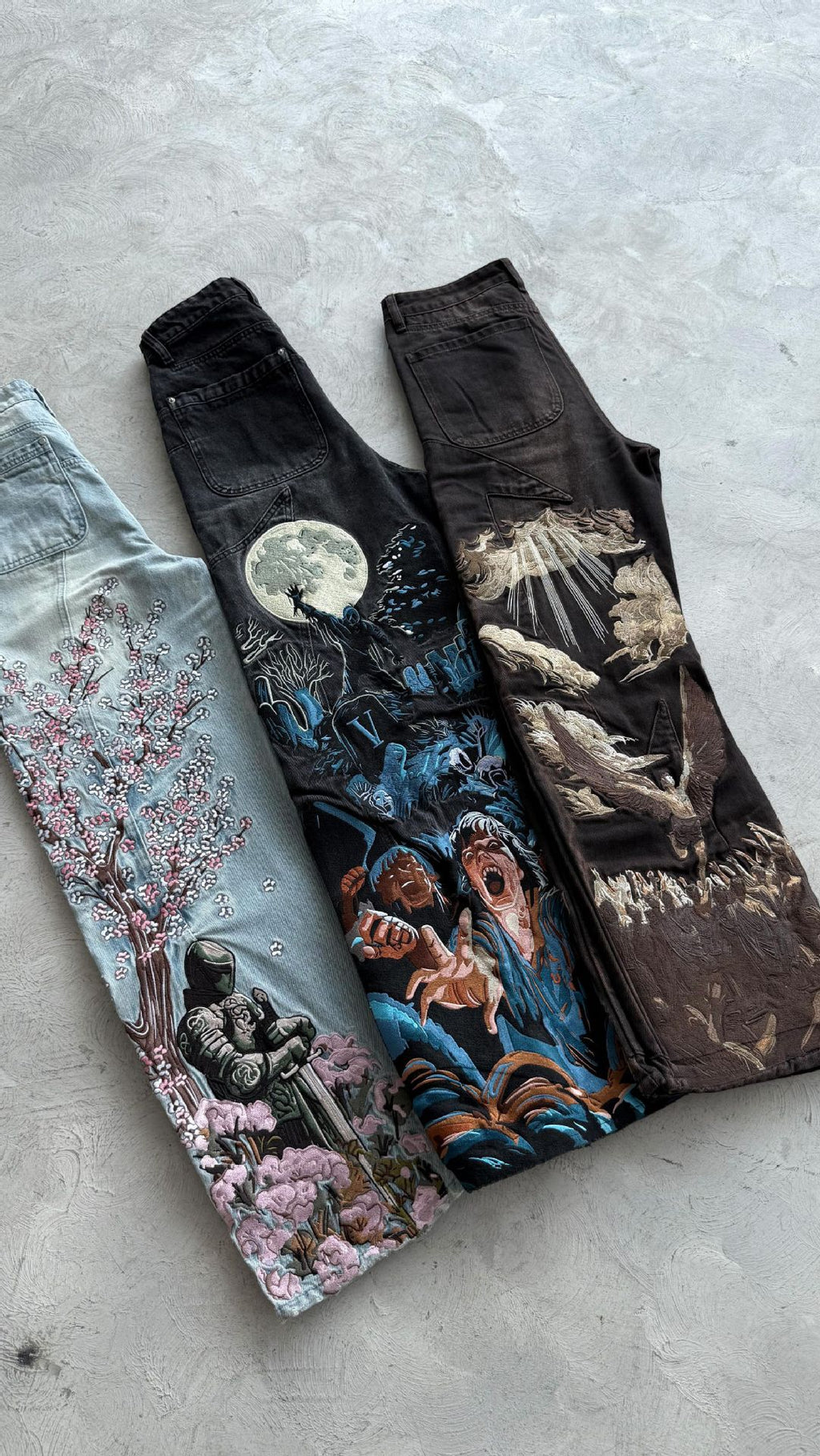 Vintage-Style Wide-Leg Jeans with Intricate Embroidery