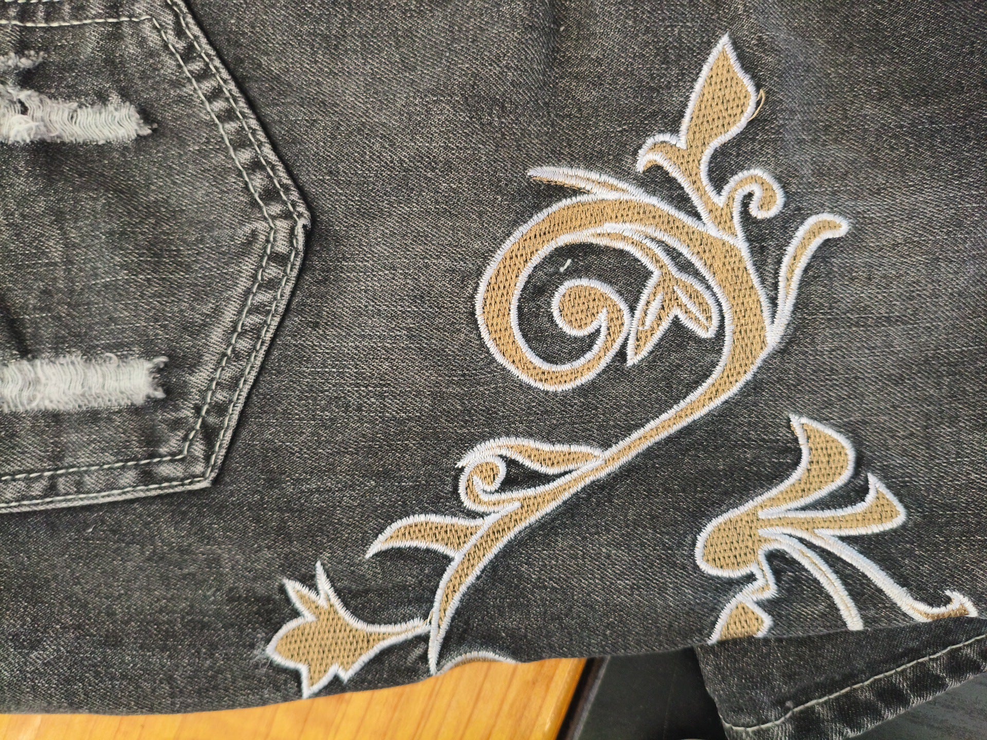 Y2K Dark-Style Patchwork Embroidered Flare Jeans