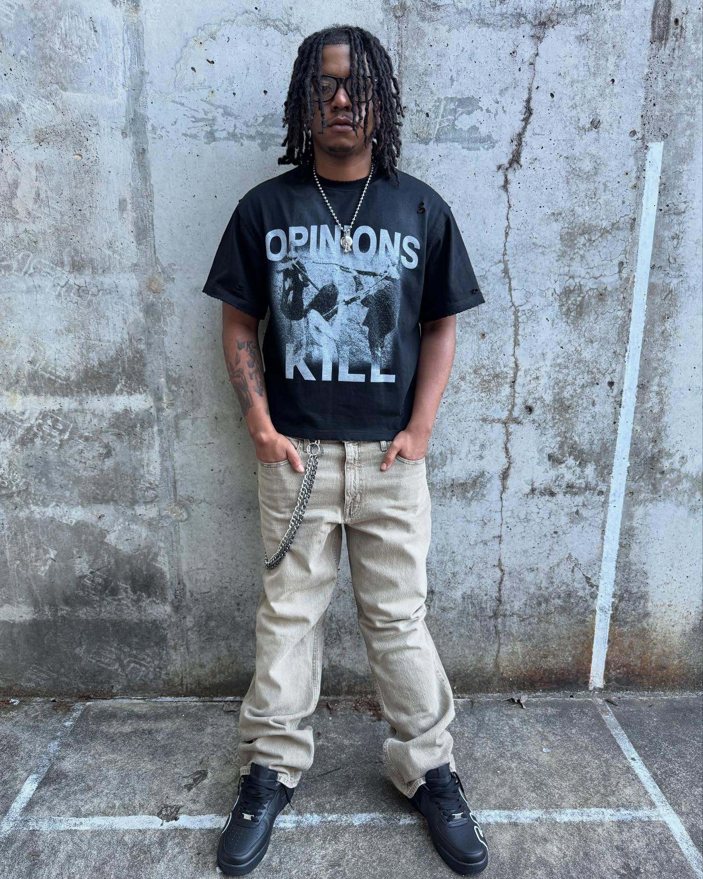 Street-style graffiti and vinyl record print T-shirt