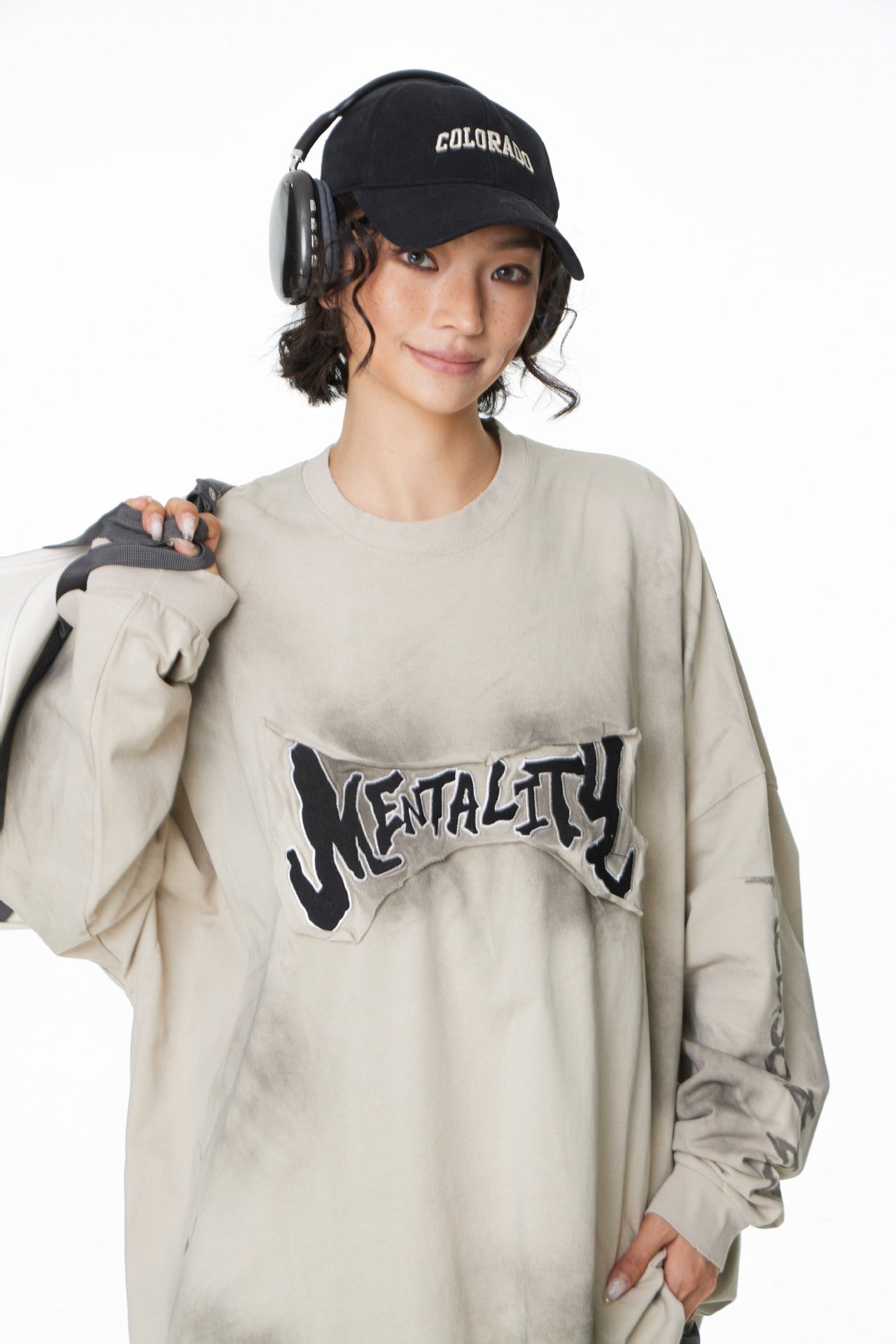 YAVIORA distressed tee with patchwork embroidery