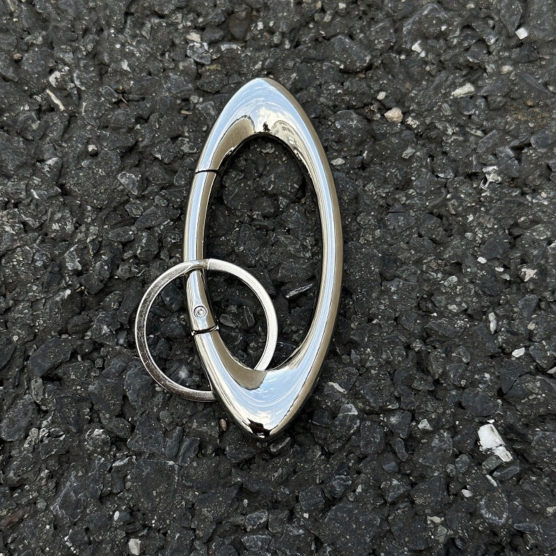 yaviora Star Oval Metal Keychain Pendant