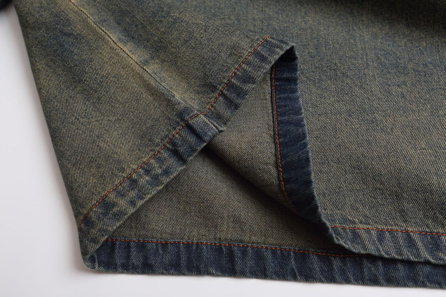 Sweat à capuche en jean brodé YAVIORA