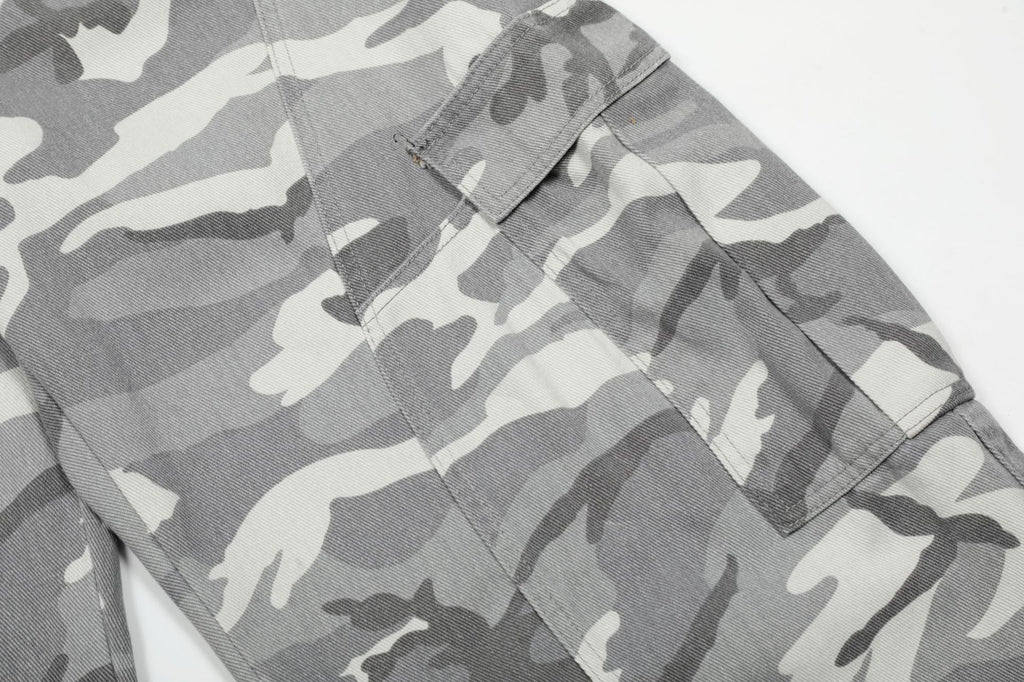 YAVIORA Gray and White Camouflage Cargo Pants