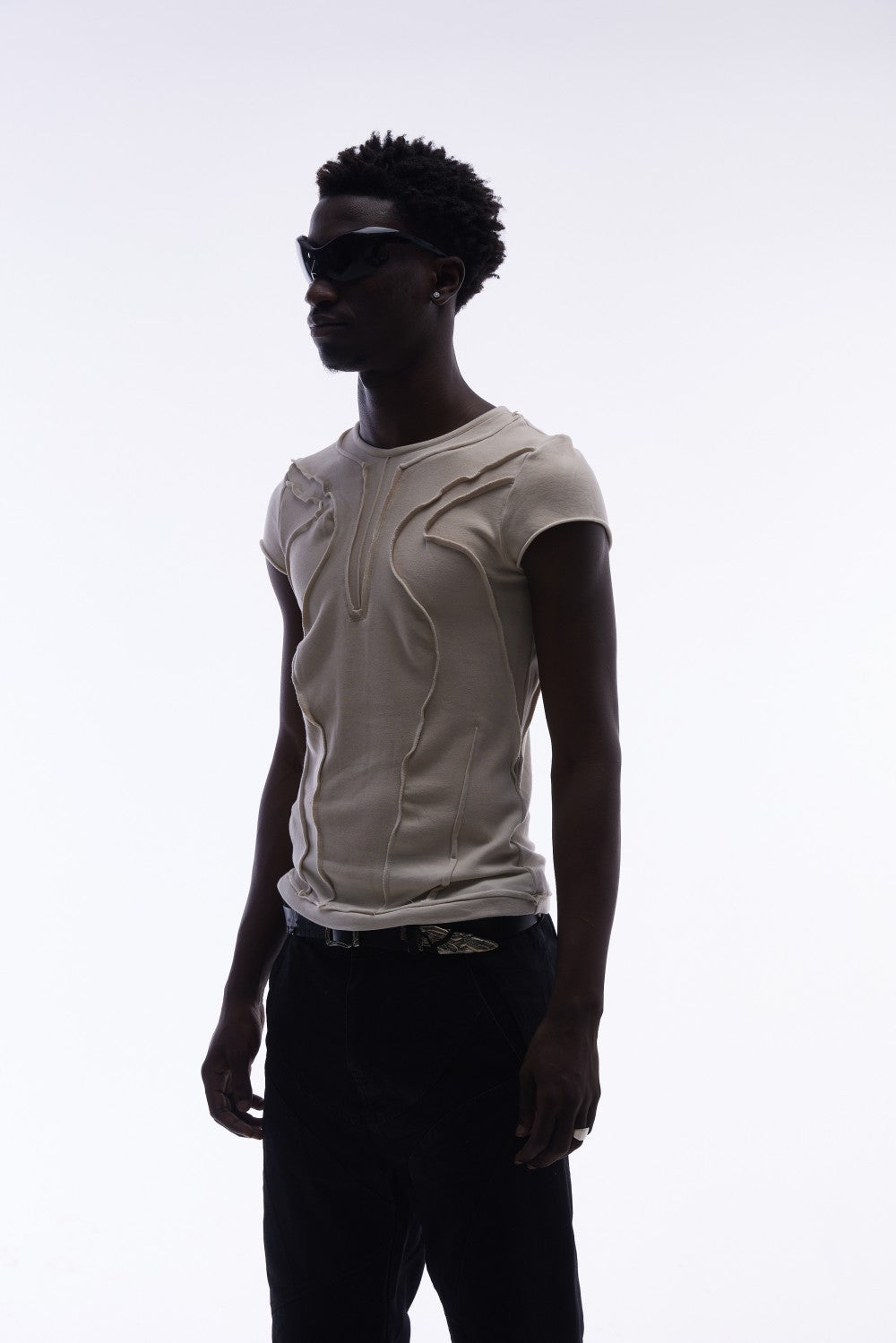 YAVIORA "Rebel" Raw-Edge Slim-Fit T-Shirt