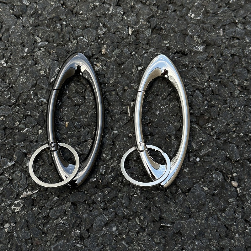 yaviora Star Oval Metal Keychain Pendant