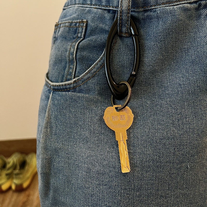 Yaviora oval-shaped trendy hiking multi-functional keychain
