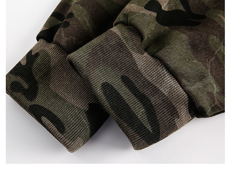 YAVIORA Camo Cropped Hoodie