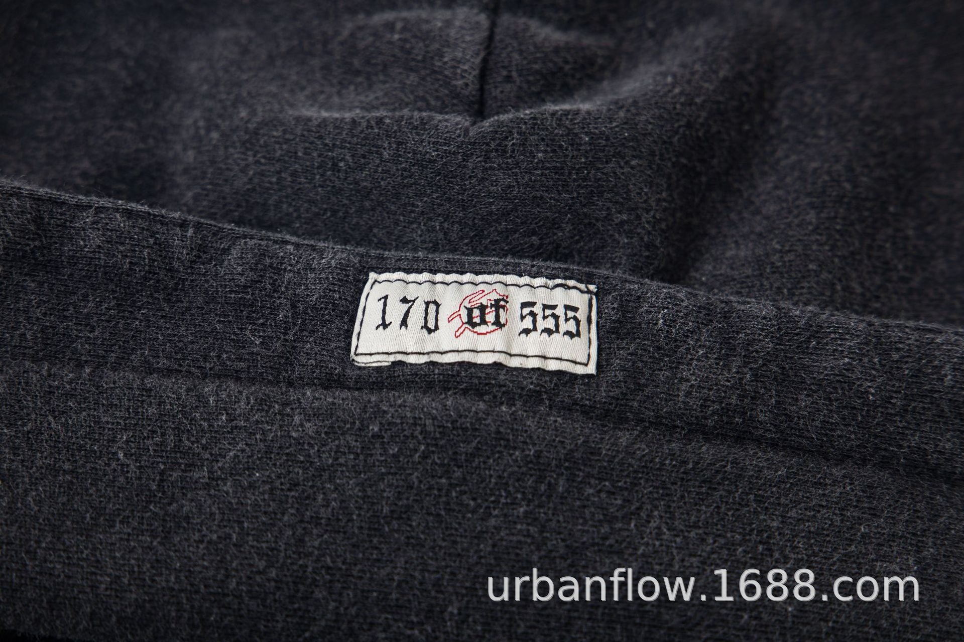 Vintage-Washed Pure Cotton Hip-Hop/Streetwear Hoodie with Print