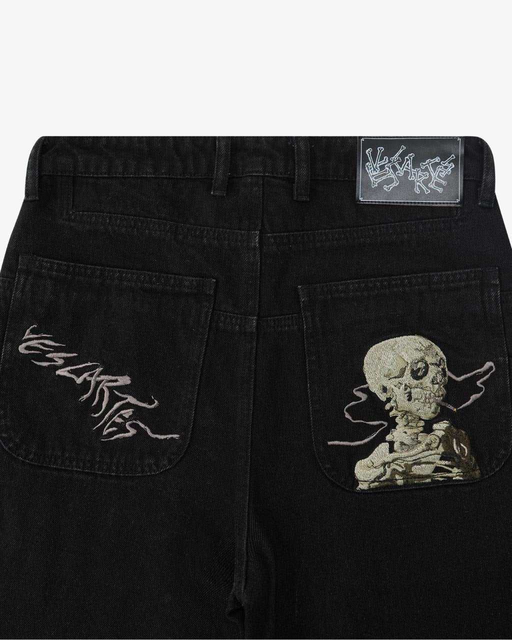 Vintage-Style Wide-Leg Jeans with Intricate Embroidery