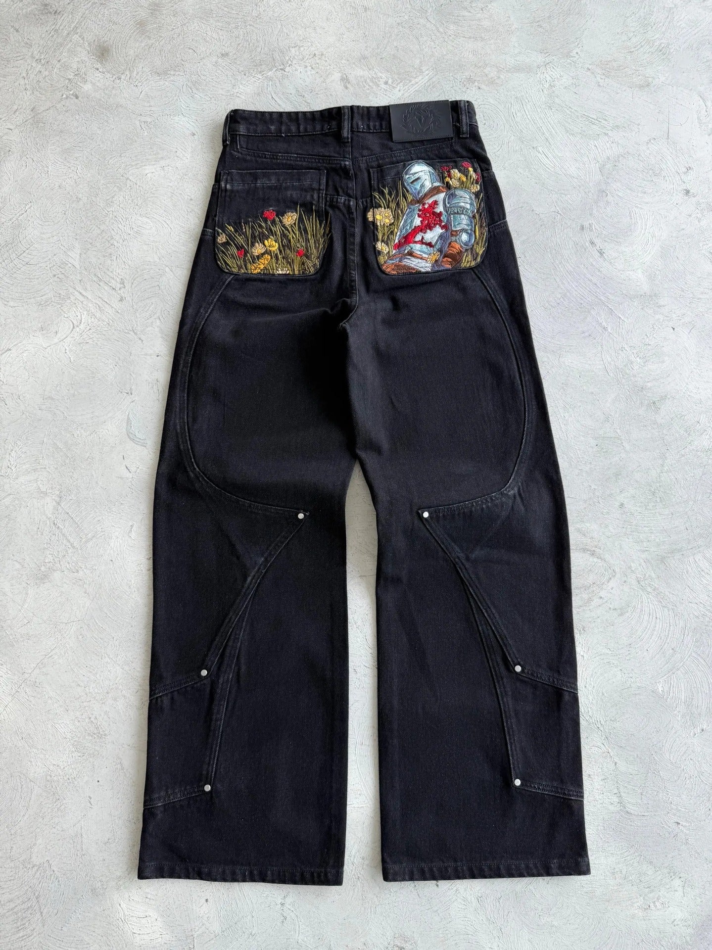 Vintage-Style Wide-Leg Jeans with Intricate Embroidery