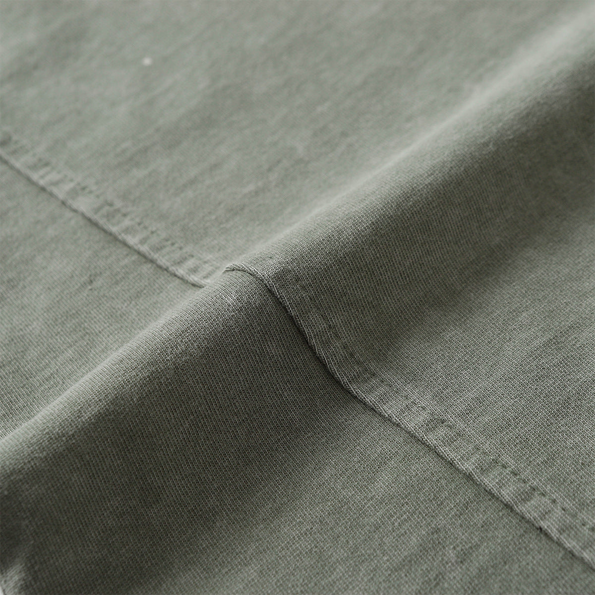YAVIORA Technical Washed Tee