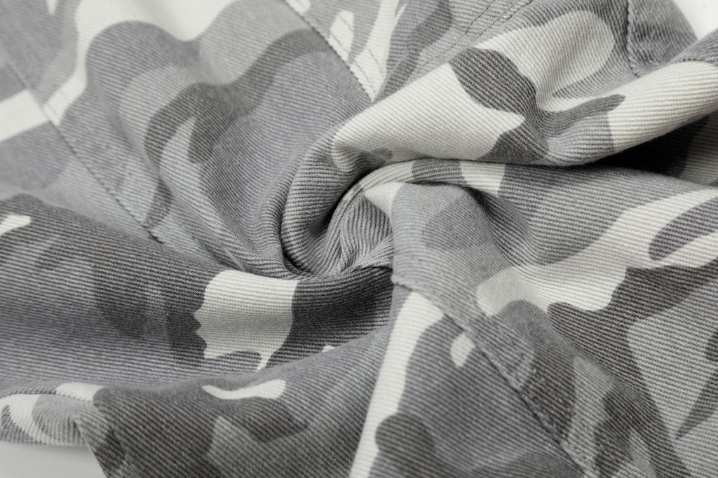YAVIORA Gray and White Camouflage Cargo Pants