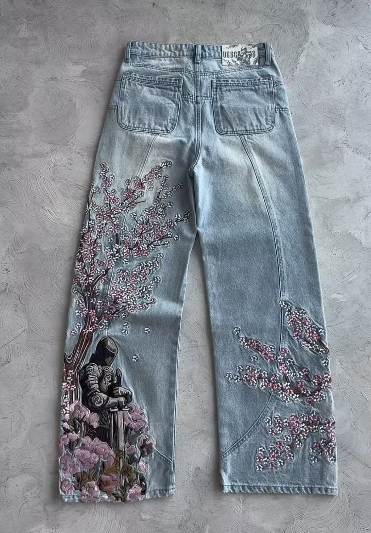 Retro Straight-leg Jeans with Plum Blossom Embroidery