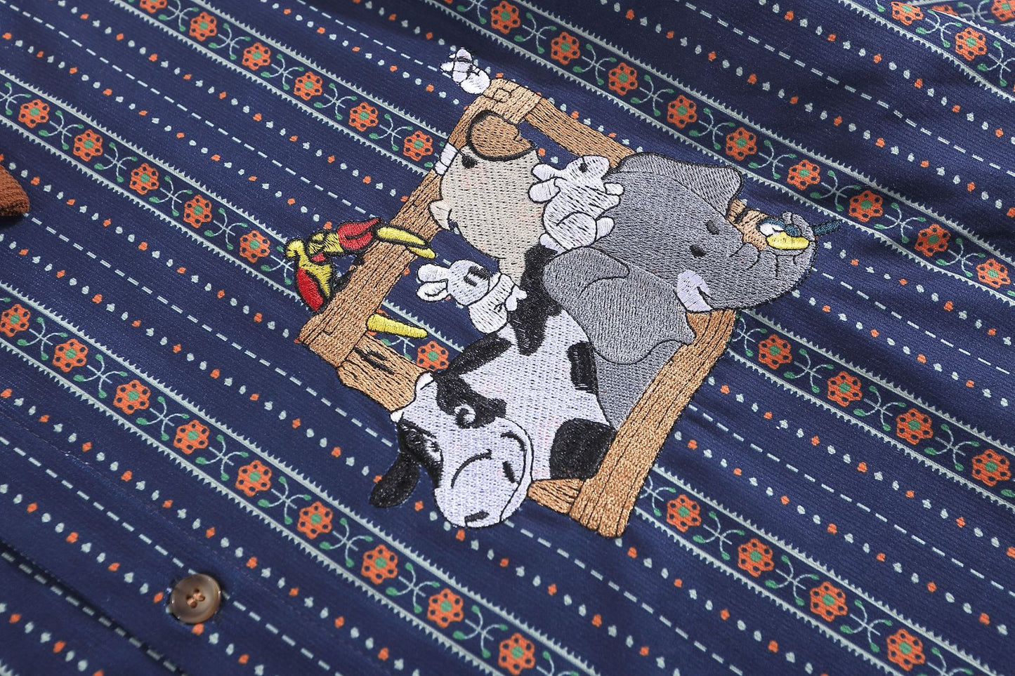 YAVIORA Cartoon Besticktes Hemd