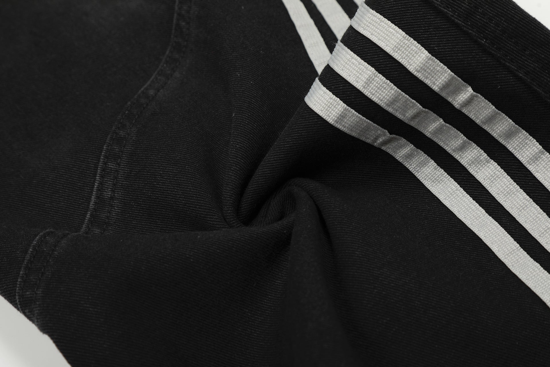 YAVIORA Deconstructed 3-Stripes Curved Wide Leg Pants