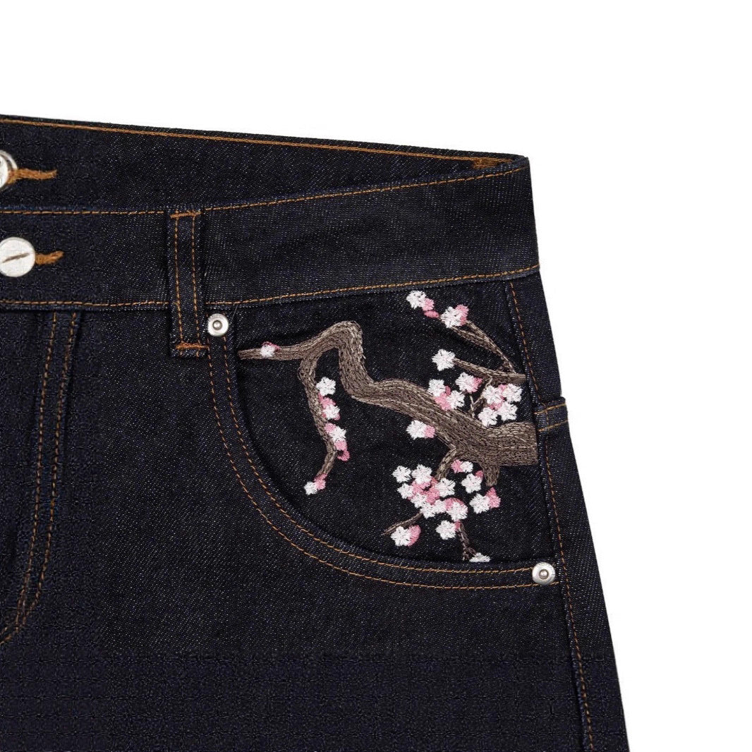 Retro Straight-leg Jeans with Plum Blossom Embroidery