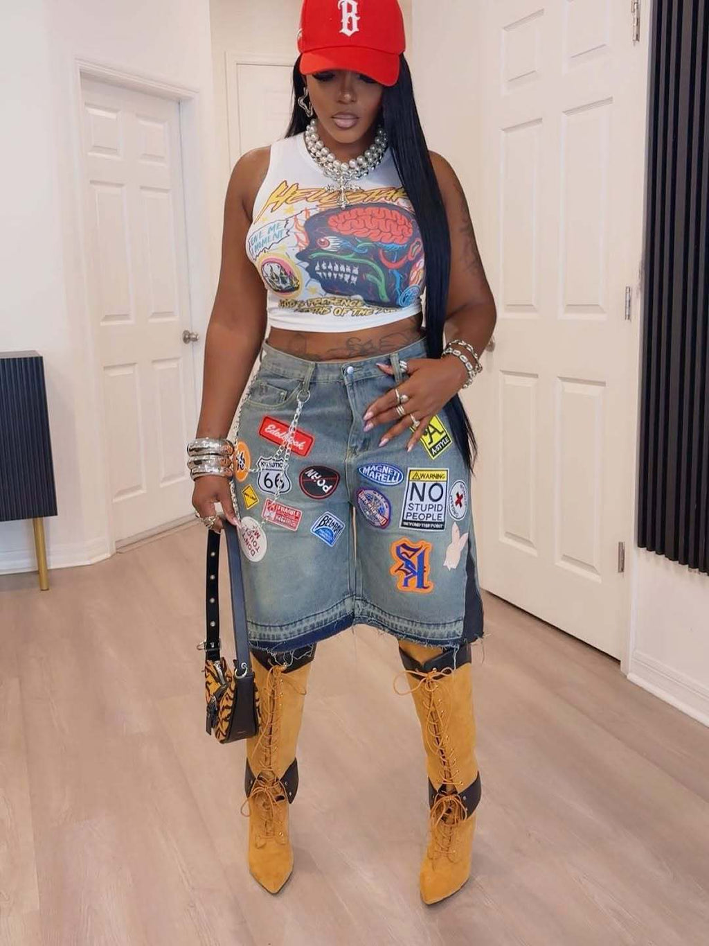 Y2K hip-hop cartoon embroidered loose-fitting shorts