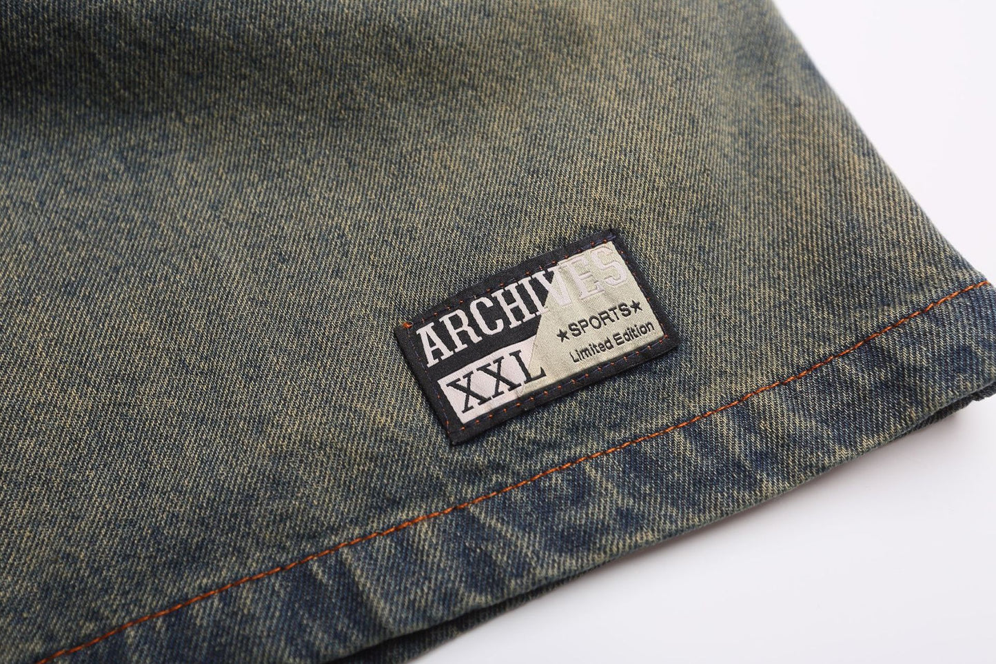 Sweat à capuche en jean brodé YAVIORA