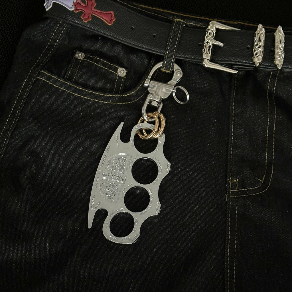 Yaviora Heavy-Duty Knuckle Duster Waist Pendant Keychain
