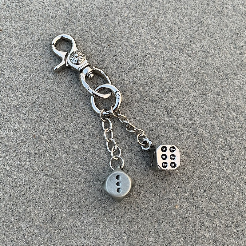 Retro floral heavy-duty keychain dice pendant