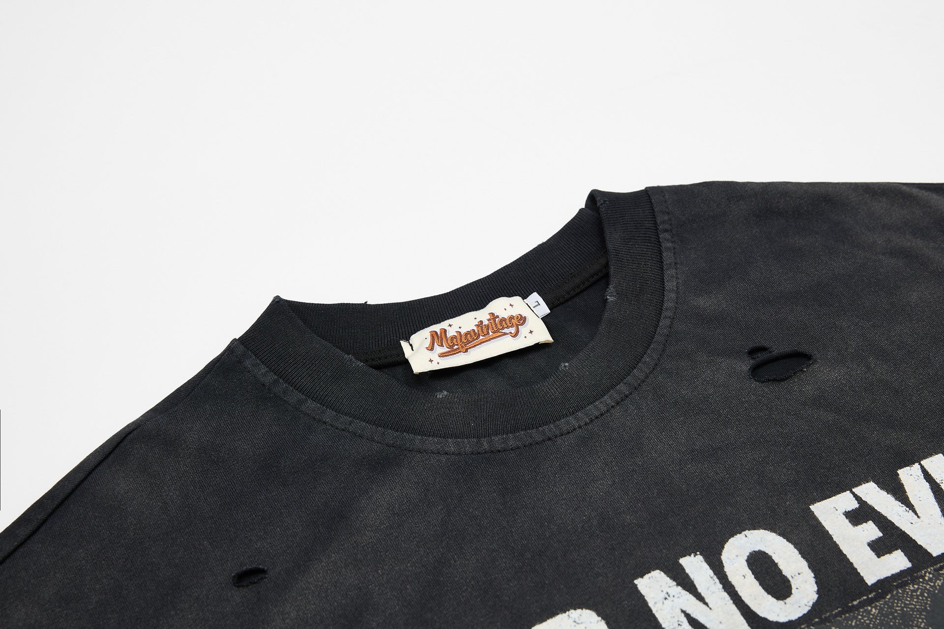 YAVIORA "Hear No Evil" Gradient T-Shirt