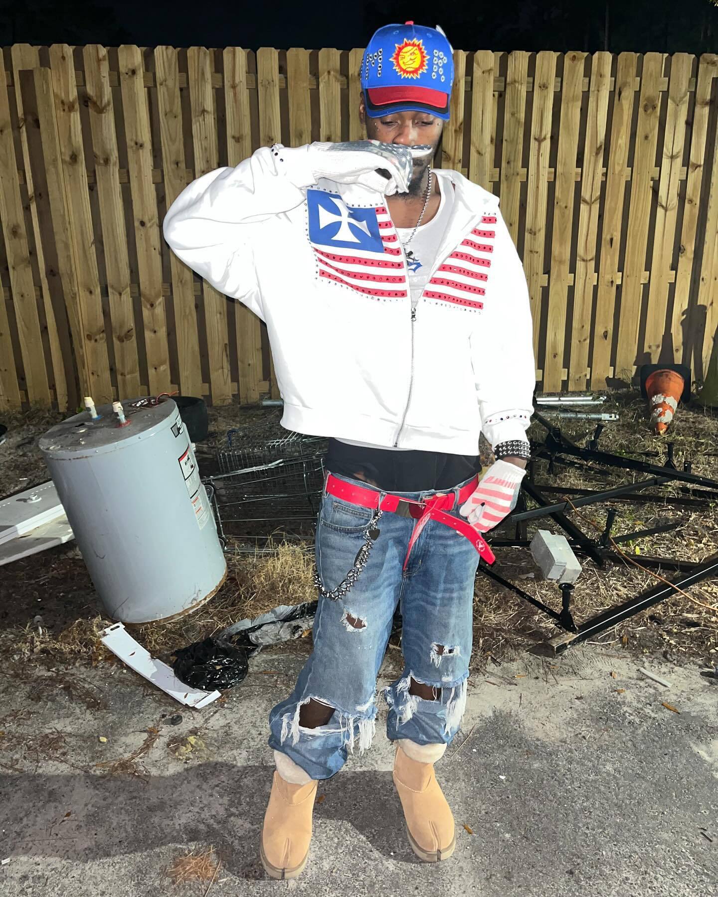 "Freedom & Beauty" Letter Appliqué Hoodie