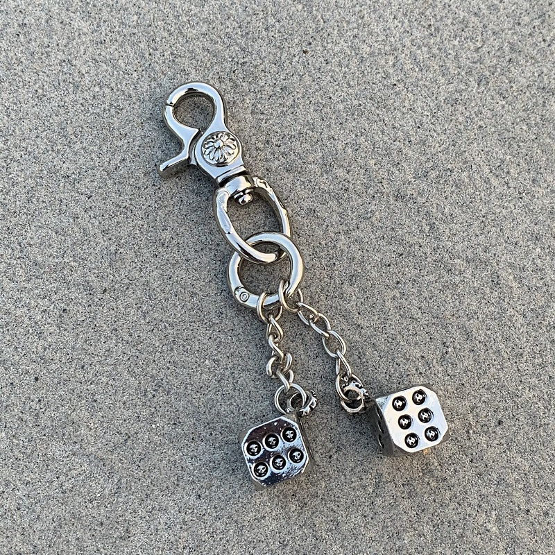 Retro floral heavy-duty keychain dice pendant