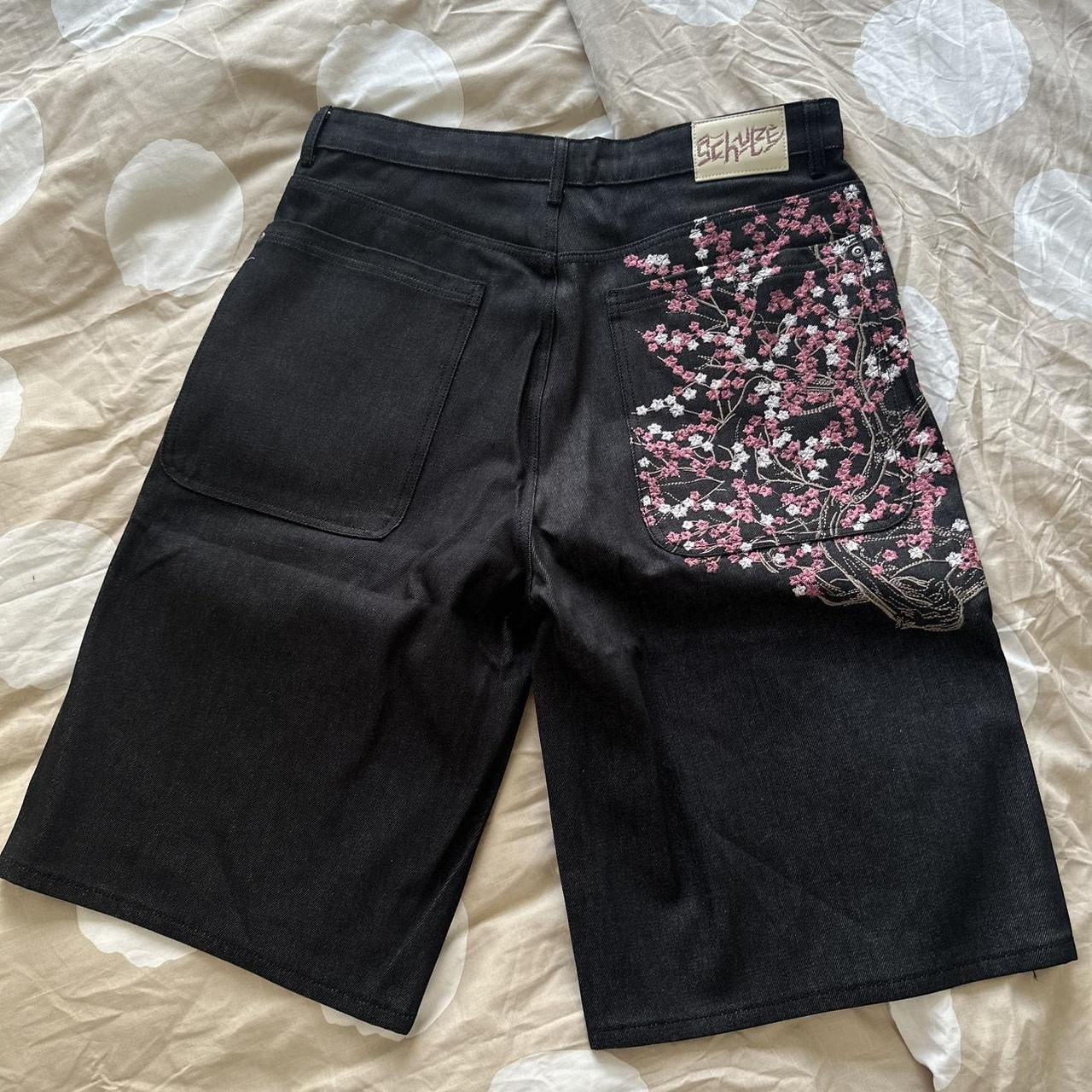 Retro Straight-leg Jeans with Plum Blossom Embroidery