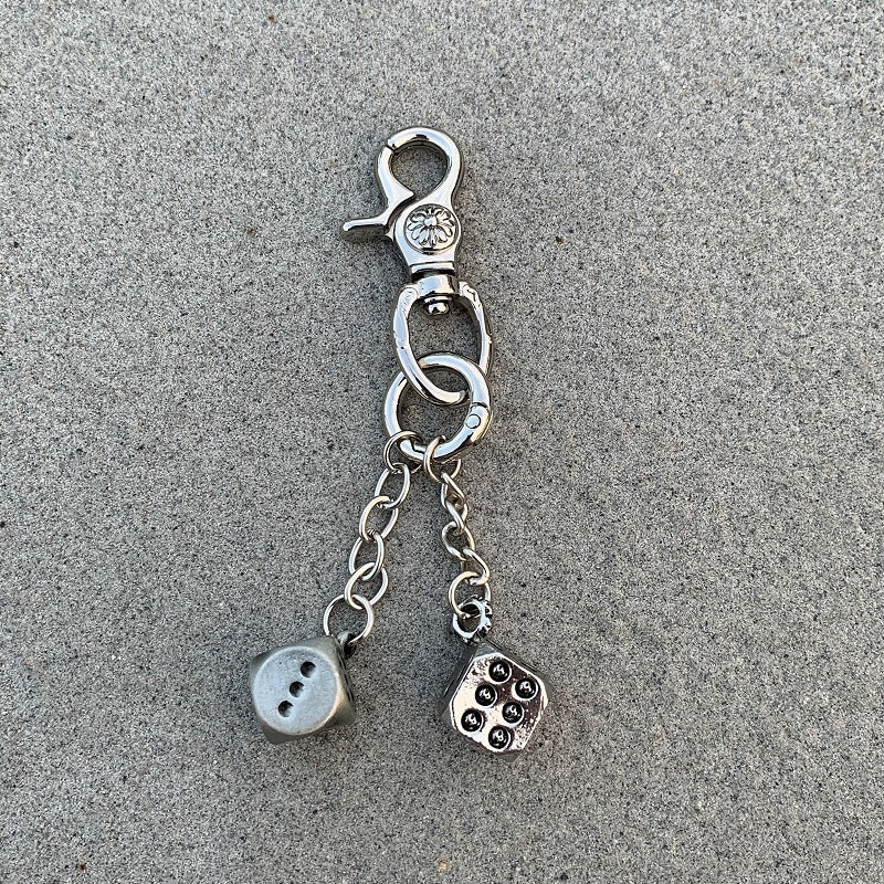 Retro floral heavy-duty keychain dice pendant