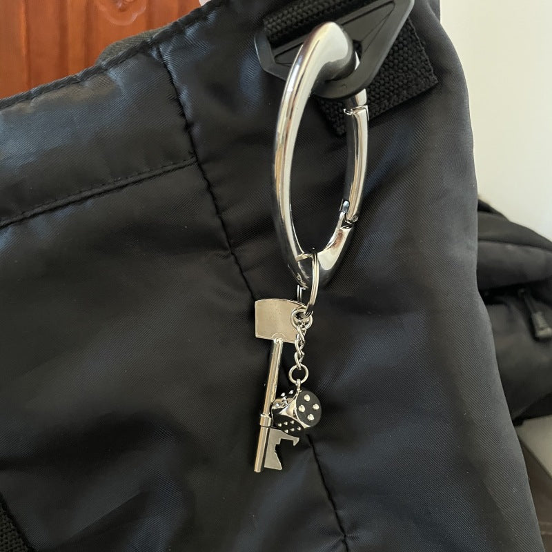 Yaviora oval-shaped trendy hiking multi-functional keychain