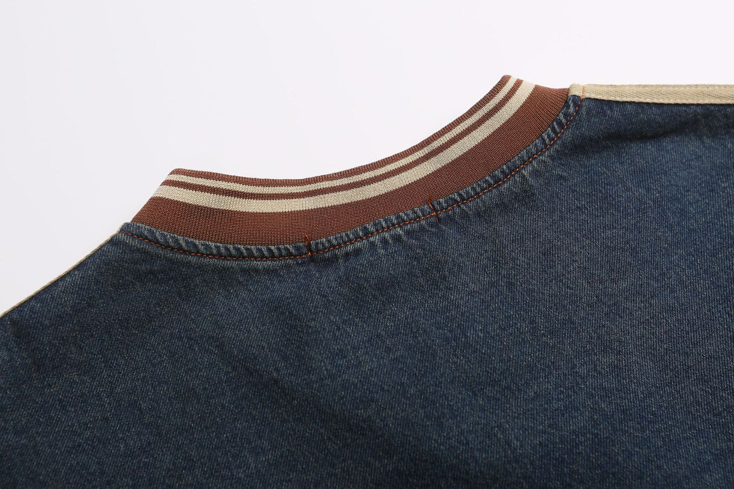 Sweat à capuche en jean brodé YAVIORA