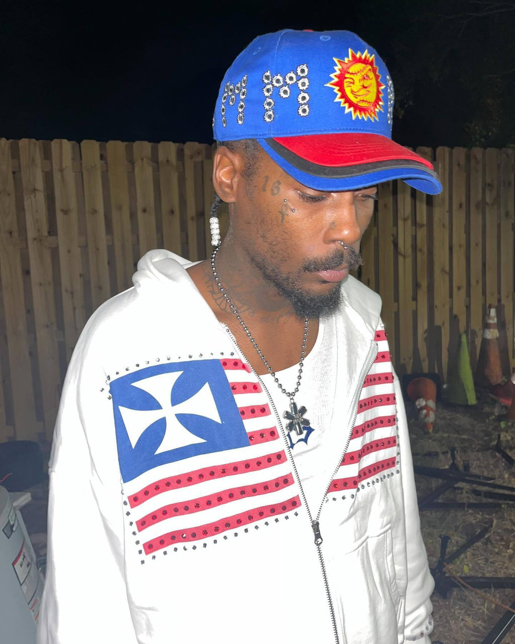 "Freedom & Beauty" Letter Appliqué Hoodie